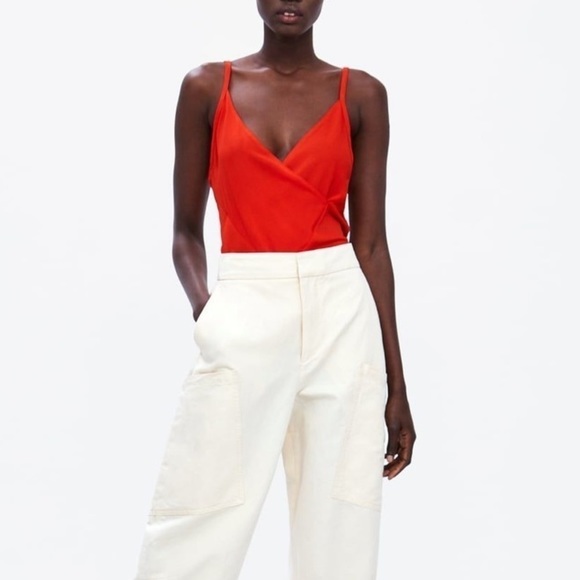Zara TOP​​ - Picture 1 of 3